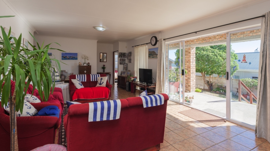 3 Bedroom Property for Sale in Struisbaai Western Cape